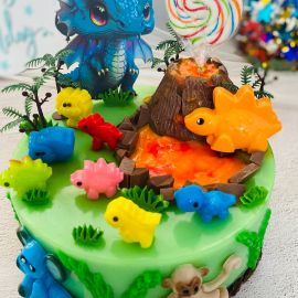 Bánh Sinh Nhật Rau Câu 4D Bé Rồng & Núi Lửa Phun Kẹo Mút - Gelli - G0423014